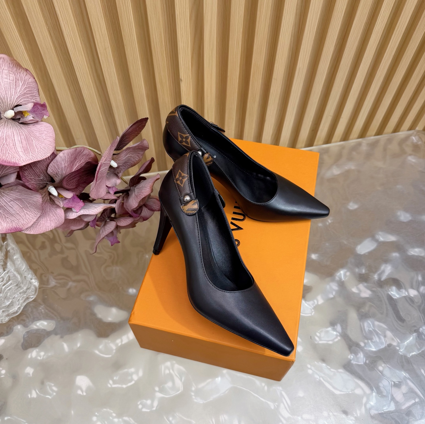 Women's high heels